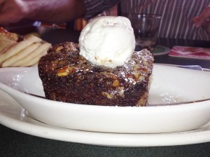 Bread pudding with vanilla icecream at Redhook Brewery