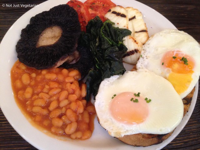 Vegetarian breakfast at Apero in London